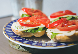 夜间进餐更易得胃癌